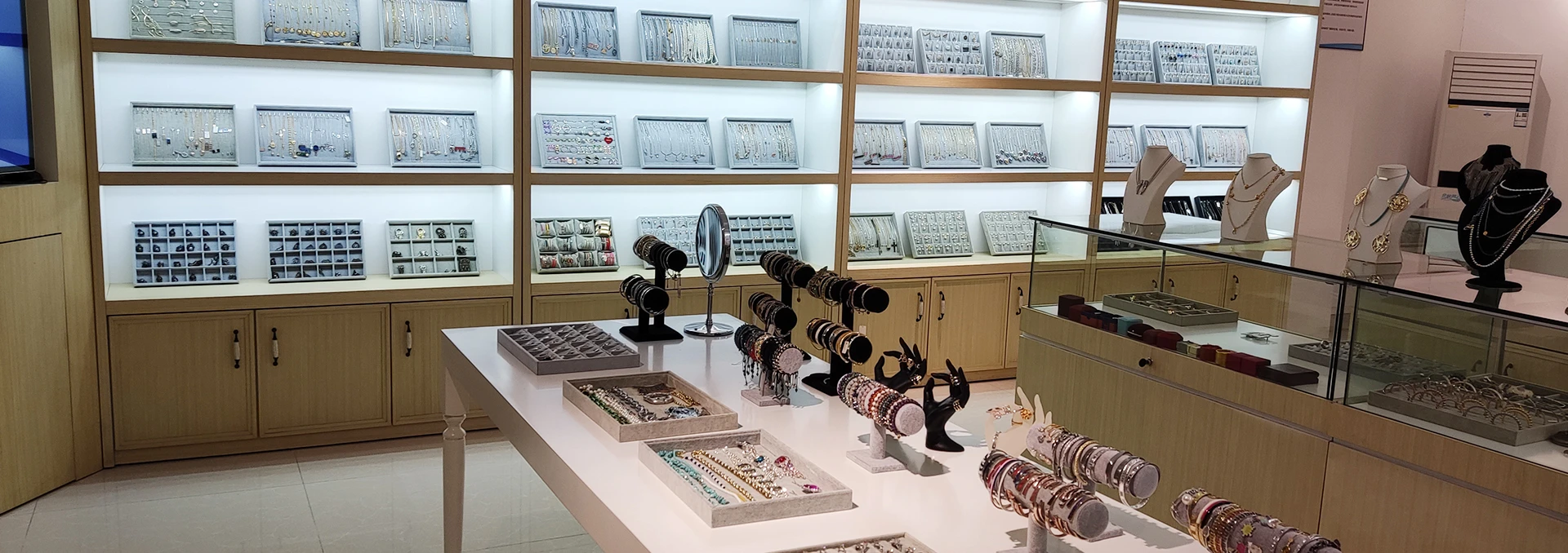 Fabbrica di gioielli e artigianato di Guangzhou Changxing