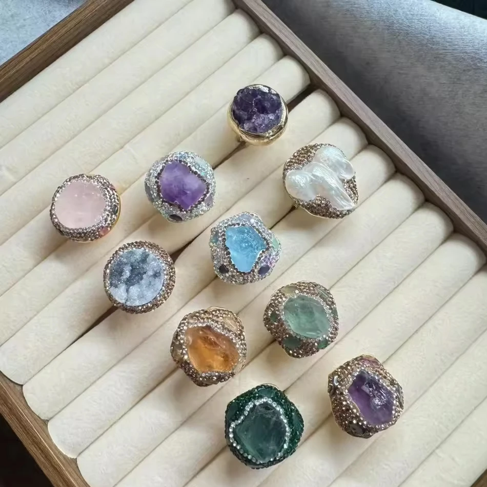 Anello di gioielli personalizzati OEM con cristalli regolabili all'ingrosso Pietre grezze curative c