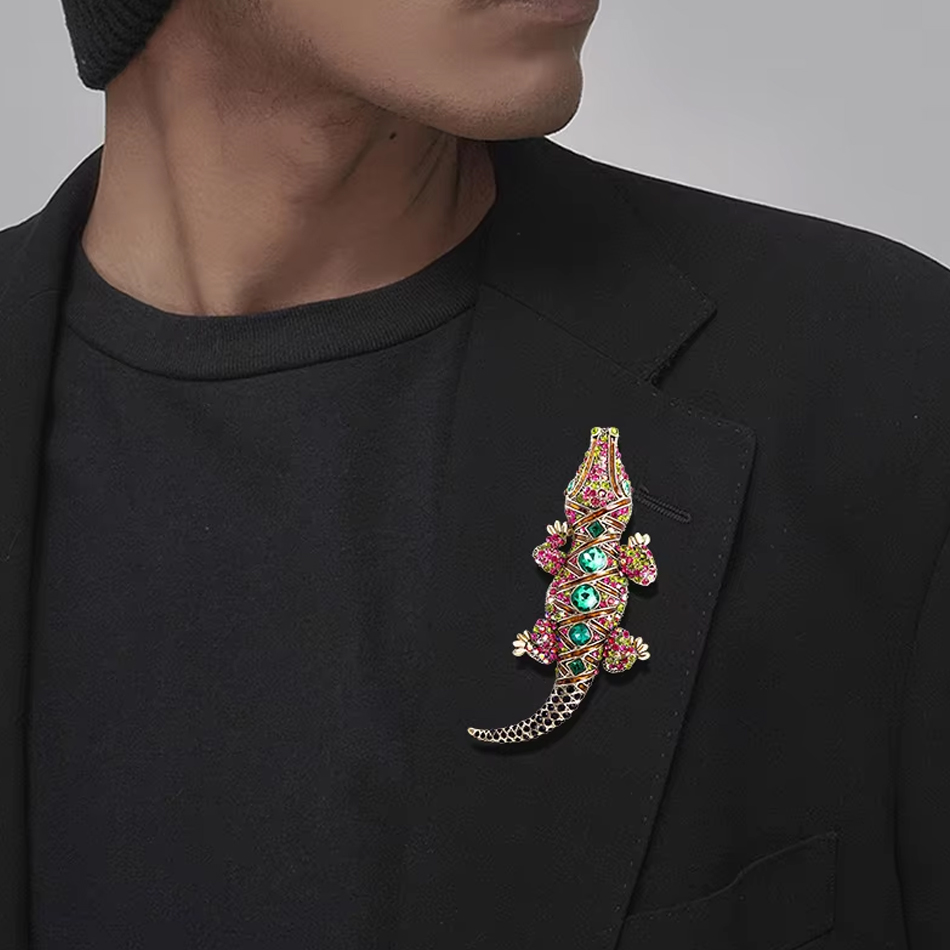 Spilla in lega di coccodrillo con strass, gioielli personalizzati OEM, per accessori per abbigliamento da donna per uomo