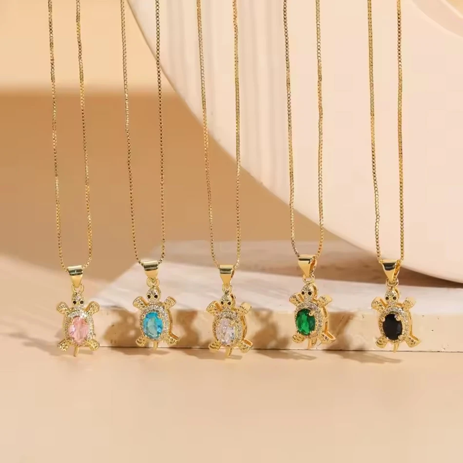 Gioielli personalizzati OEM Serie Ocean Simpatico cristallo Collana tartaruga con zirconi Tartaruga