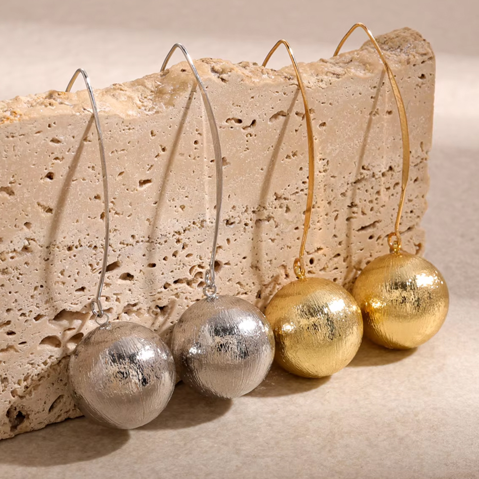 Gioielli personalizzati OEM Orecchini pendenti geometrici alla moda di lusso di fascia alta Orecchini di moda con castone brillante color oro spazzolato
