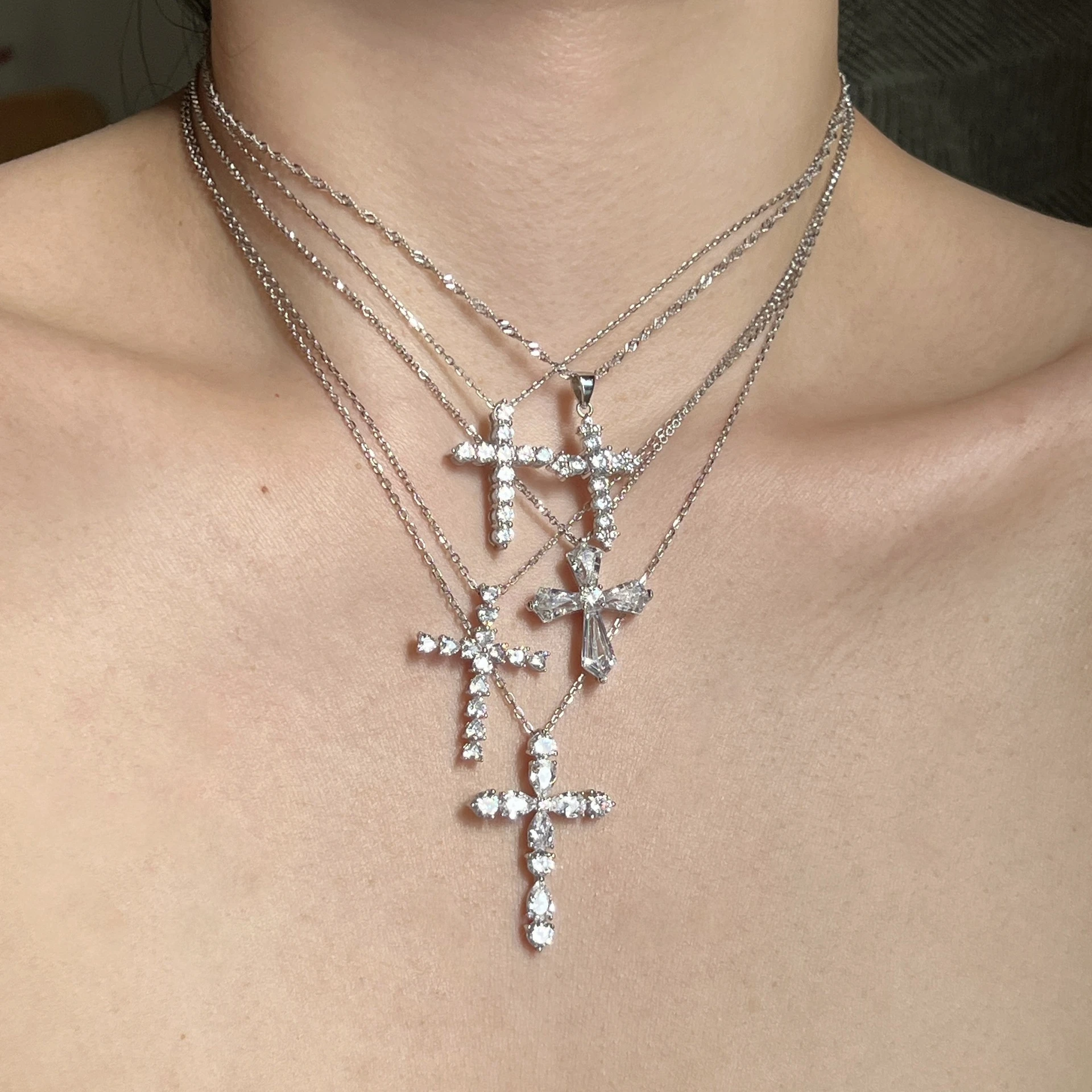 Gioielli personalizzati dal design Collana in argento sterling 925 Collana con ciondolo a forma di c