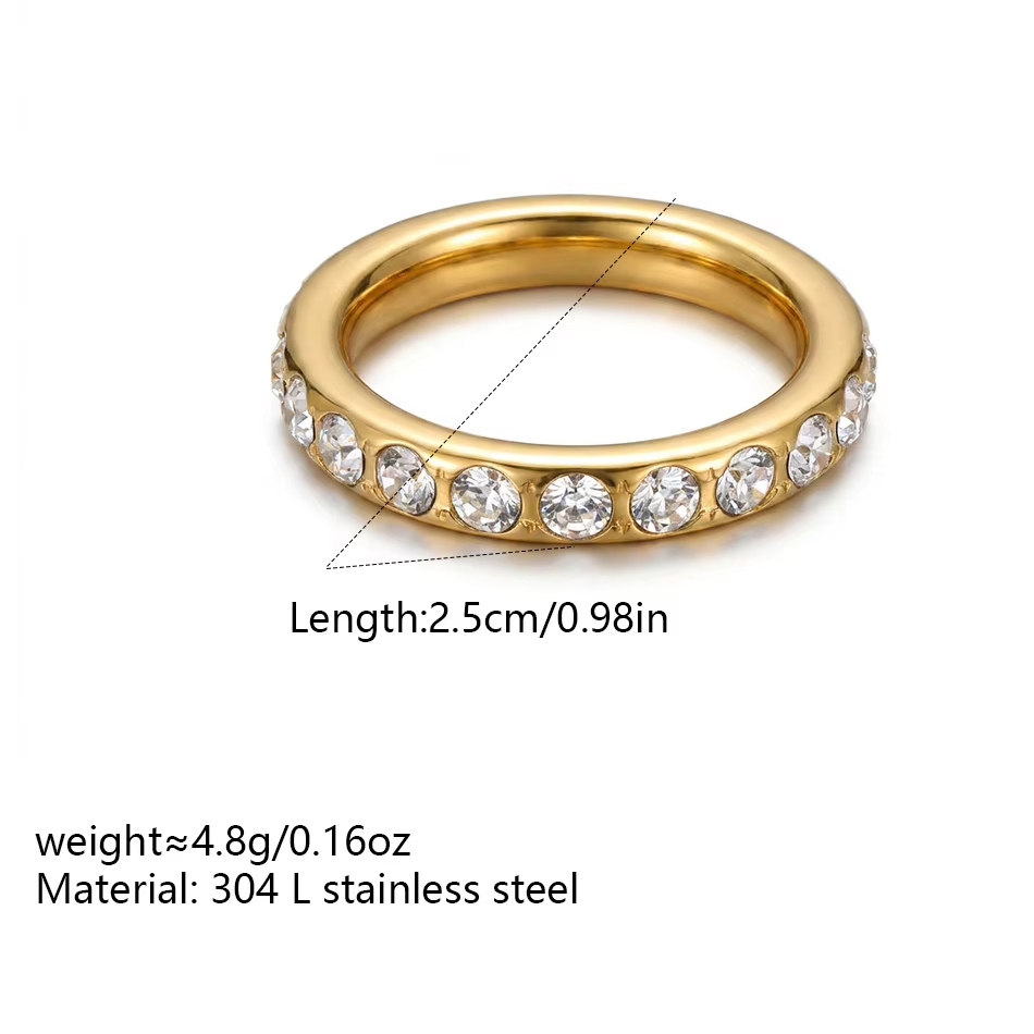 Gioielli personalizzati OEM Anello minimalista delicato in acciaio inossidabile placcato oro 18 carati Anelli con zircone cubico completo lucido impermeabile per le donne